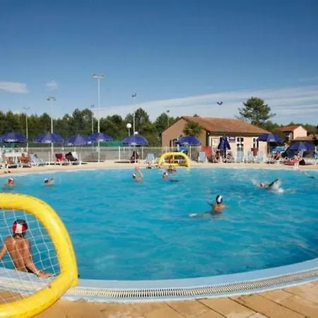Sun Hols Villas Du Lac - 2 Pieces 4 Pers 3* סוסטון